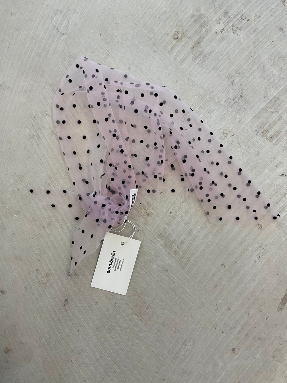 Soft tulle triangle scarf with hearts 