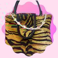 Image 2 of Eyeball & Pearl Choker / Bag Chain