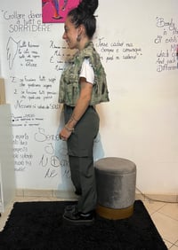 Image 2 of Gilet crop di jeans verde militare