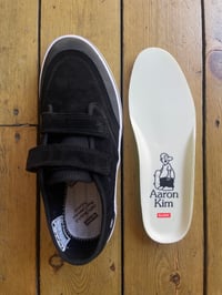Image 5 of Zapatillas Globe Motley II Strap Black/White en liquidación.