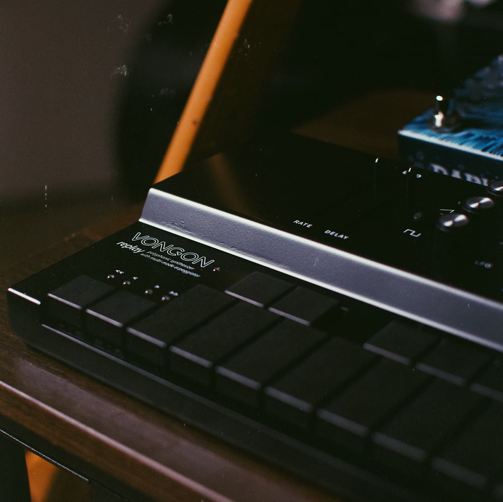 Image of Vongon Replay Polyphonic Synth / Arpeggiator