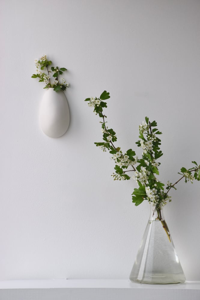 Image of LONG WALL VASE