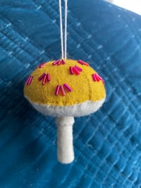 Image 2 of Sister Golden Hair