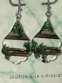 Image of Plants and Books 3
