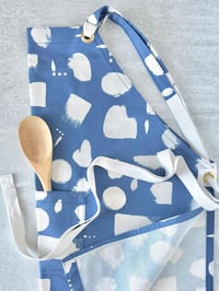 Image 2 of Kitchen Apron Gift Set, Adult Apron Set, Apron Gift Set, Blue Abstract Blocks