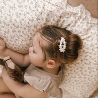 Image 2 of Mini Daisies snap clip