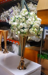 Image 2 of 60 cm green & White artificial flower centerpieces 