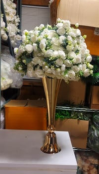 Image 1 of 60 cm green & White artificial flower centerpieces 