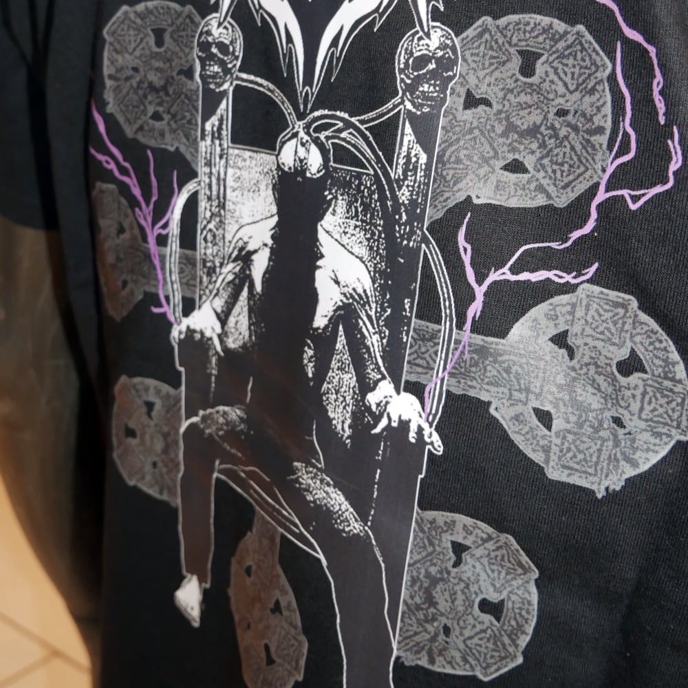 Image of Ave. Shirt – Black