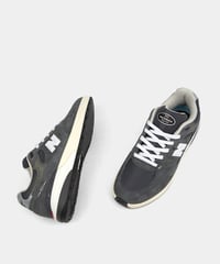 Image 2 of NEW BALANCE_ANDREW REYNOLDS 933 :::GREY DAY:::