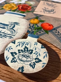 Image 2 of Delft still life