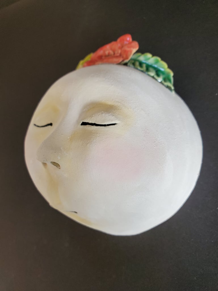 Tiny garden mask Image 3