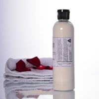 Image 3 of Body & Bath Powder