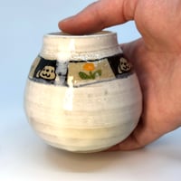 Image 3 of Mini Vase 3