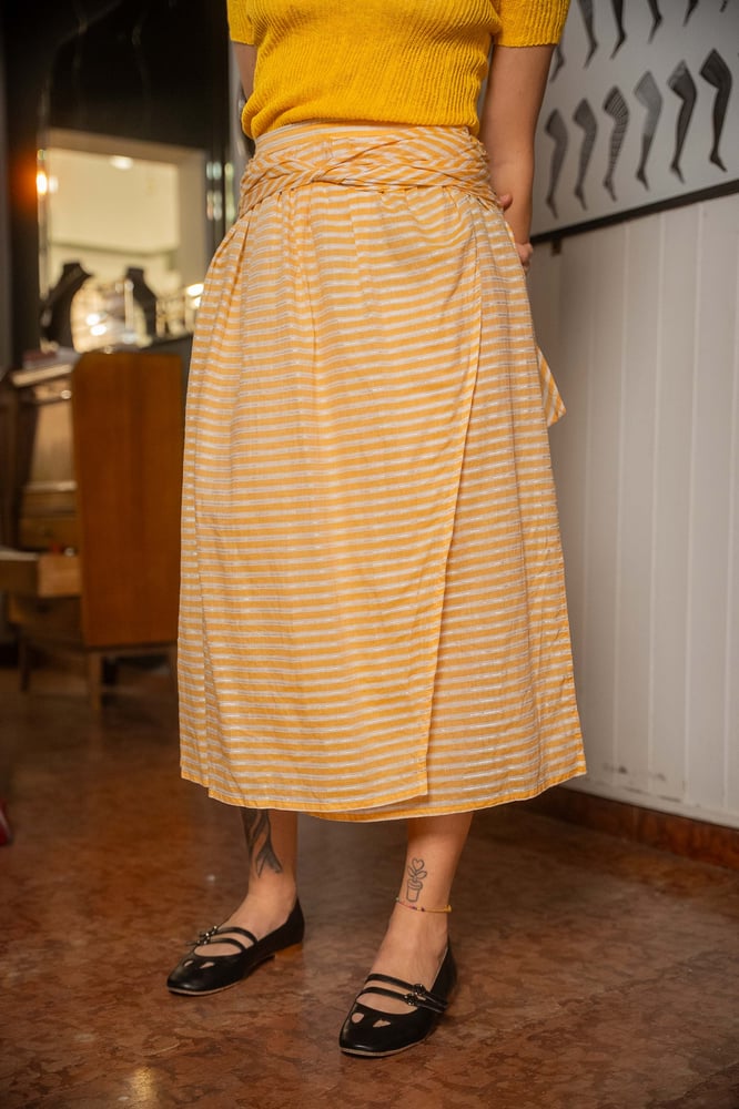 Image of Gonna a portafogli Yellow