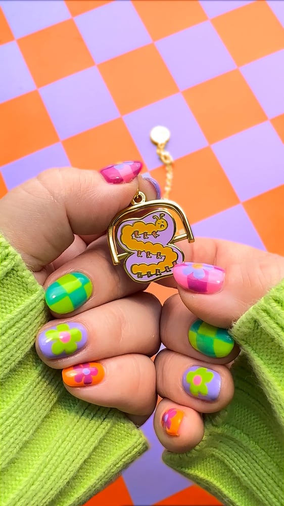 Image of Liz Harry X Ellastrated Metamorphosis Fidget Spinner Necklace