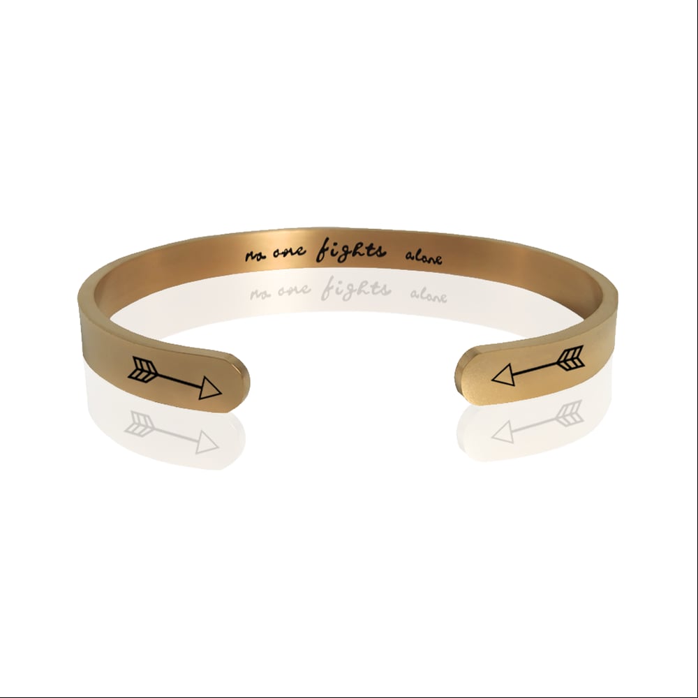 Image of No one Fights Alone Bracelet - Cancer Fighter & Patient Recovery Gifts.