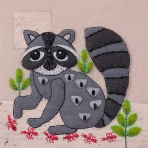 Image of NEW BLOCK OF THE MONTH Registration! Critter & Clover by Sue Spargo