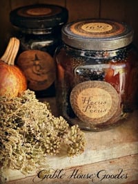 Hocus Pocus Honey Style Jar Candle