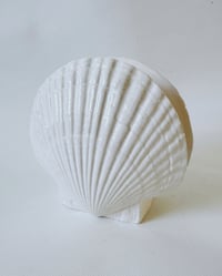 Image 4 of Vintage Ceramic Shell Napkin Holder