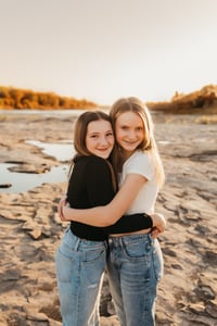 Image 2 of BESTIE MINI SESSIONS