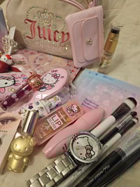 Image 6 of Juicy Couture Dreamy Juicy Backpack Makeup Bundle Featuring Hello Kitty 