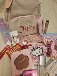 Image 7 of Juicy Couture Dreamy Juicy Backpack Makeup Bundle Featuring Hello Kitty 