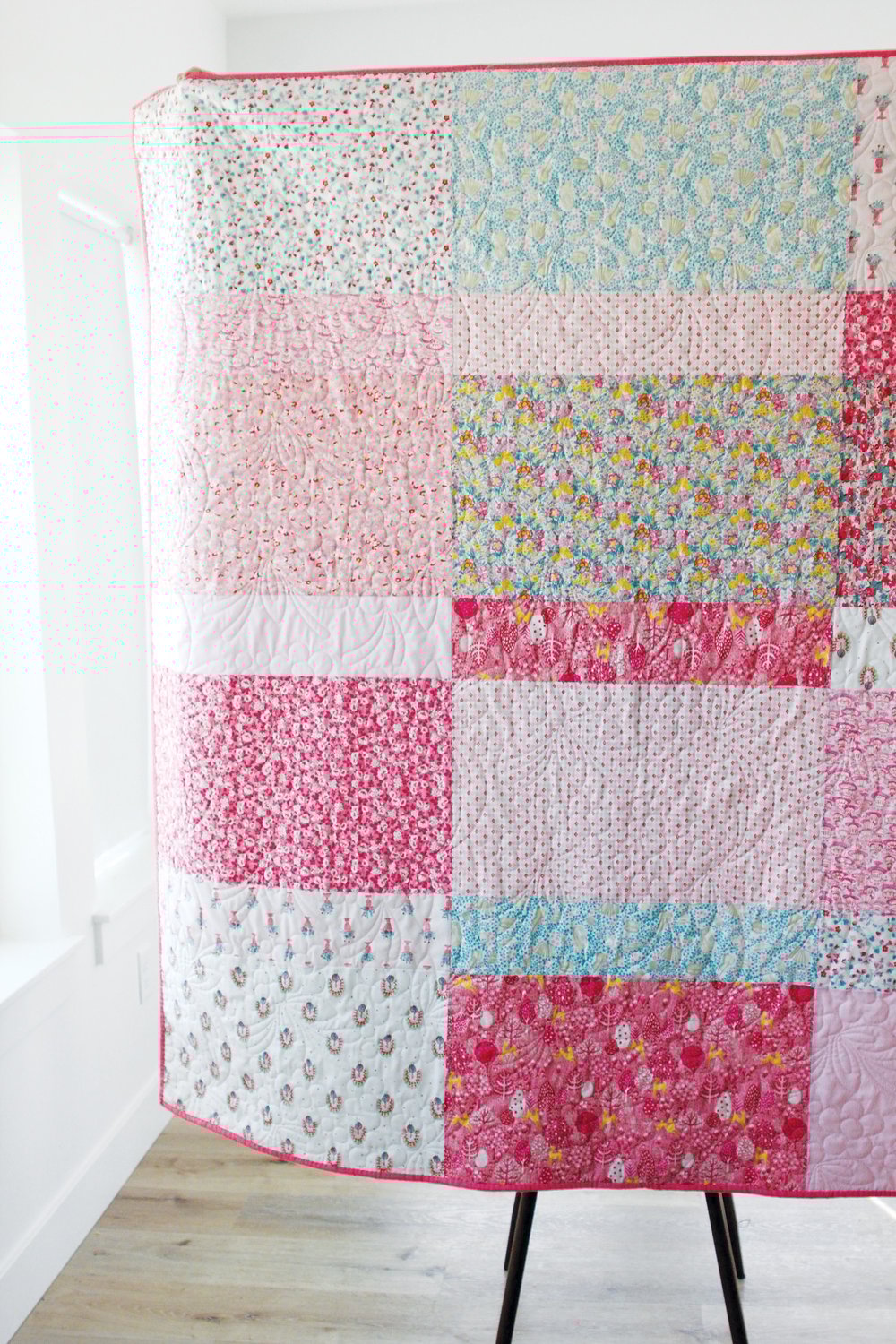 Image of FAT QUARTER BLISS Quilt Pattern