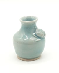 Image 3 of Bug Vase 4