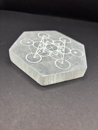 Image 6 of Selenite charging plate 