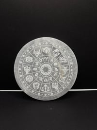 Image 1 of Selenite charging plate 