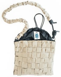 Image 4 of LOOM BAG - Beige/Black 