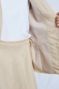 Image 2 of Chaleco Bianca Beige ZUBI