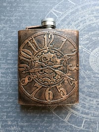 Image 2 of STEAMPUNK HIP FLASK IN GIFT BOX