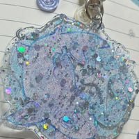 Image 2 of Starry shark sticker & glitter keychain