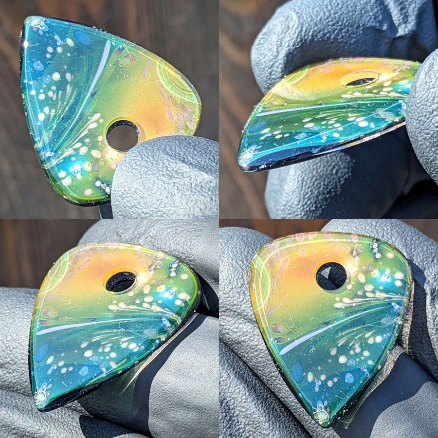 Image of N8 Collab Pendant Pick