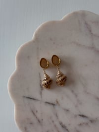 Image 2 of Seashell Dangles (Gold)
