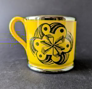 Ravilious cup - star