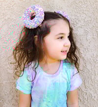 Image 1 of Donut clips