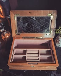 Image 3 of Cottage jewelry box 