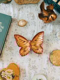 Image 1 of butterly fly away trinket dish