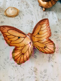 Image 2 of butterly fly away trinket dish