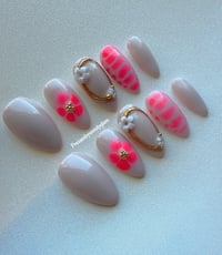 Image 3 of FLORAL GLOW