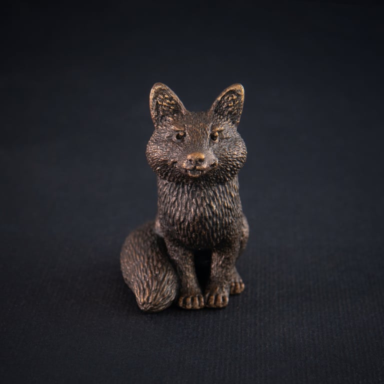 Fox resin figure Image 4