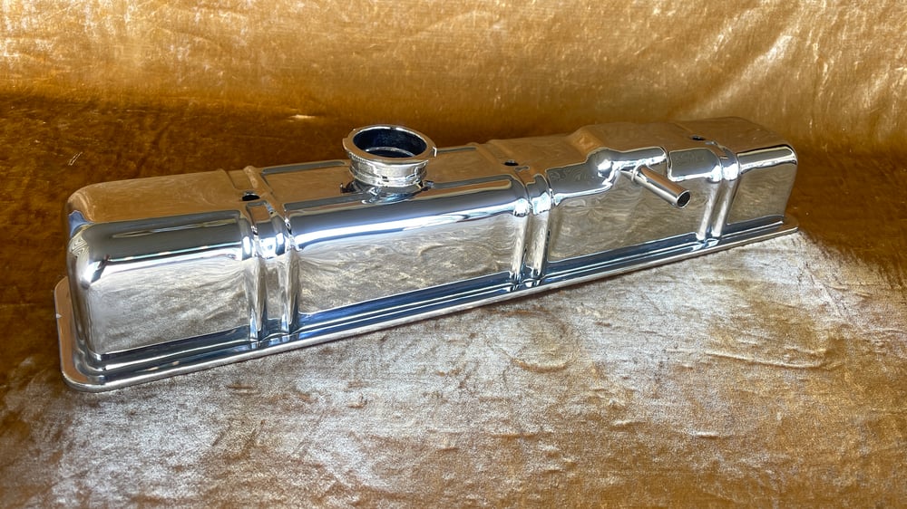 Image of TRIUMPH SPITFIRE ROCKER COVER. CHROME