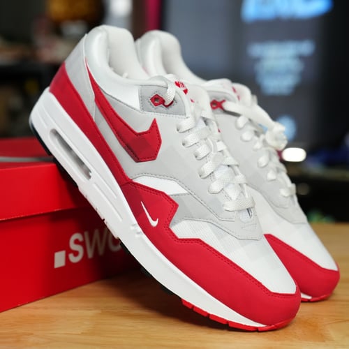 Image of Nike Air Max 1 .SWOOSH Low Poly