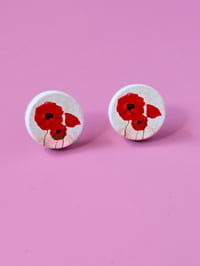 Image 3 of Poppy | Studs 