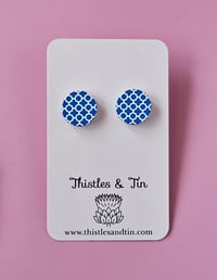 Image 3 of Patterned Wooden Stud Range 