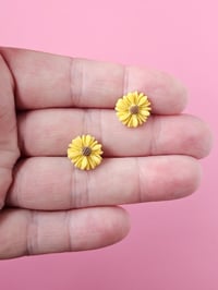 Image 3 of Sunflower | Studs | SKU 19