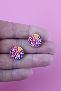 Image 2 of Change Of Season | Studs